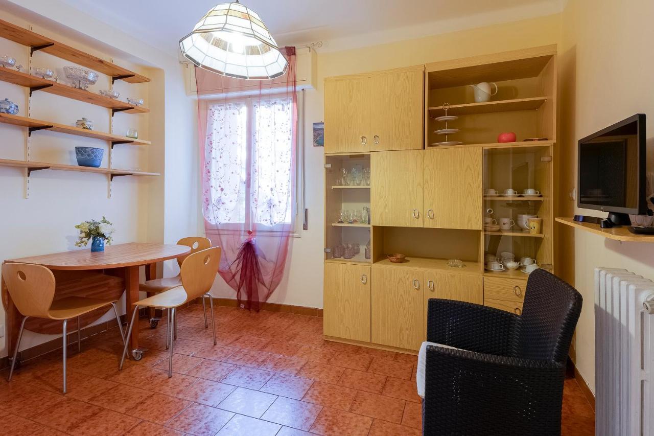 Appartamento Bouganville 圣雷默 外观 照片